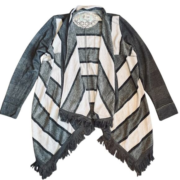 Anthropologie Saturday Sunday Sz L Gray White Stripe Fringe Cardigan Elsie Boho - Picture 2 of 12